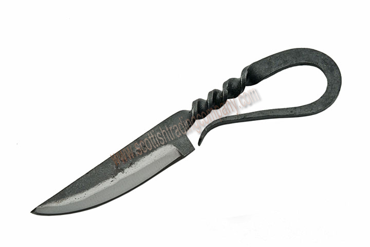 Medieval Twisted Knife - Click Image to Close