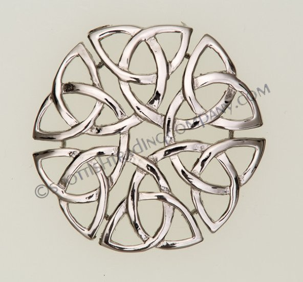 Eternal Interlace Brooch - Click Image to Close