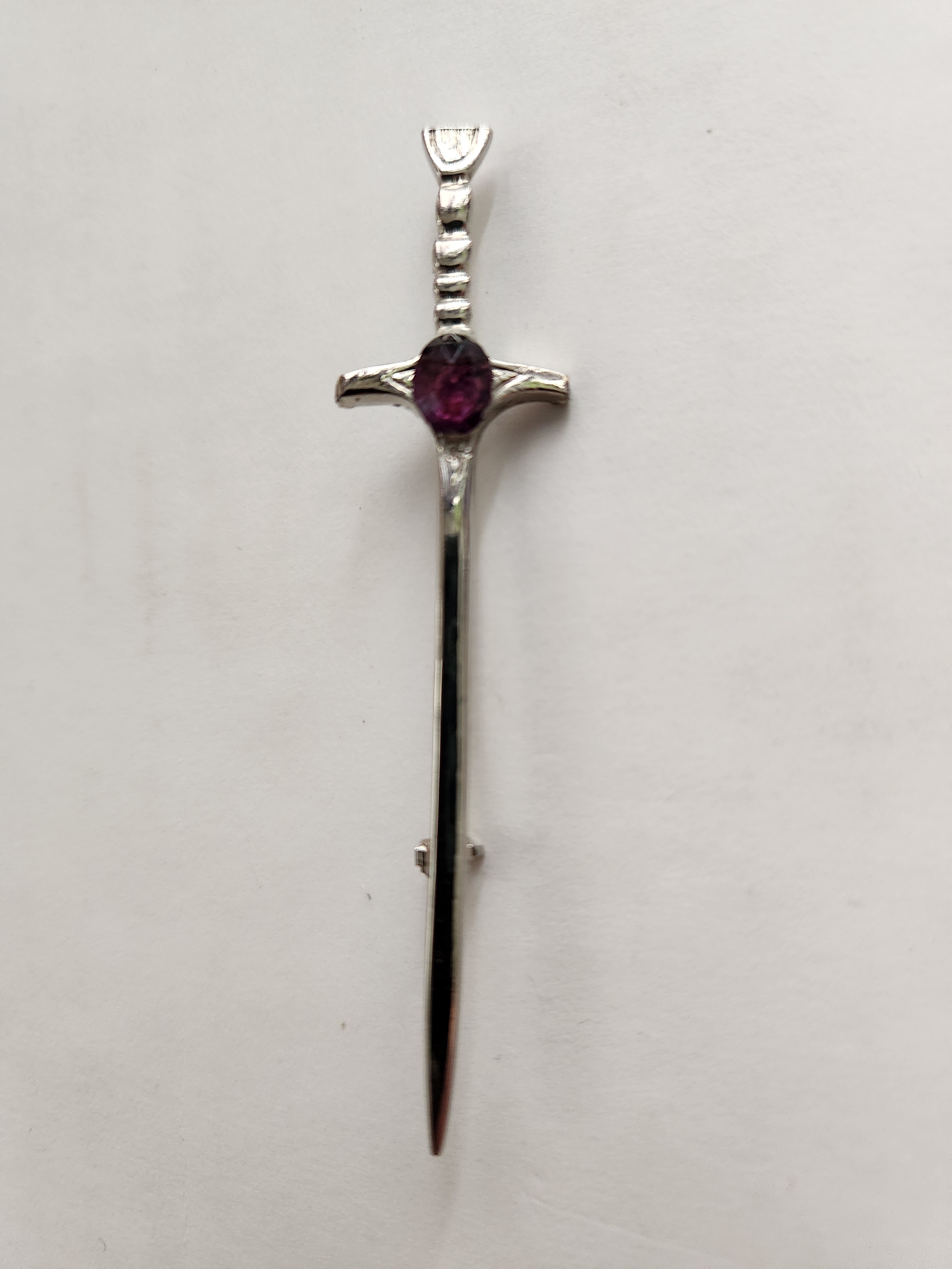 Scottish Sword Kilt Pin with Amethyst