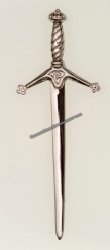 Claidhmhor Kilt Pin