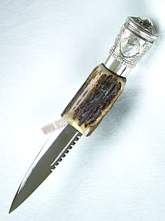 Silver Cap Horn Sgian Dubh - Click Image to Close