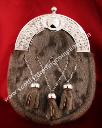 Celtic Cantle Crossed Tassel Fur Sporran - Click Image to Close