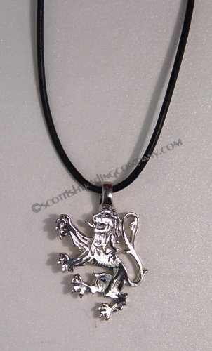 Lion Rampant Pendant - Click Image to Close