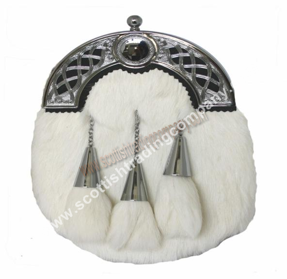 White Fur Celtic Knot Cantle Sporran - Click Image to Close