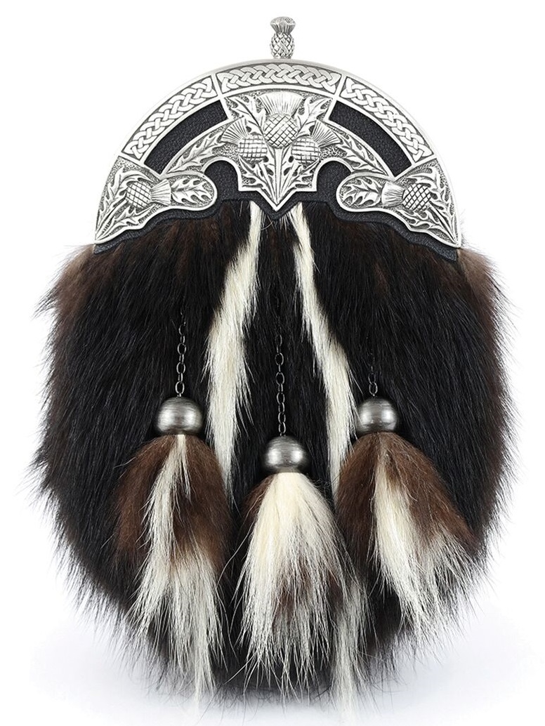 Skunk Fur Dress Sporran - Click Image to Close