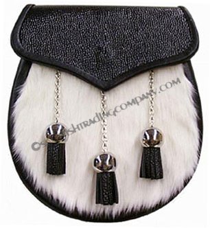 White Rabbit Sporran with Chain Tassels