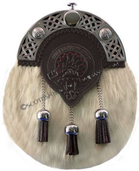Calf sporran with Leather Clan Crest - Click Image to Close
