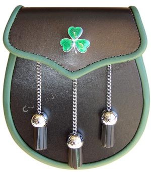 Irish Leather & Shamrock Sporran - Click Image to Close