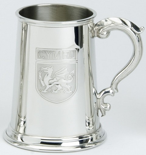 Wales Badge Tankard - Click Image to Close