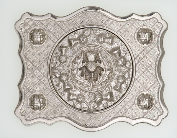 Thistle Boss Center Buckle